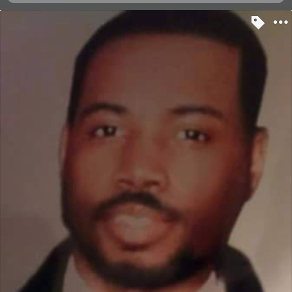 Meet your Posher, Andrew - Picture 1 of 1